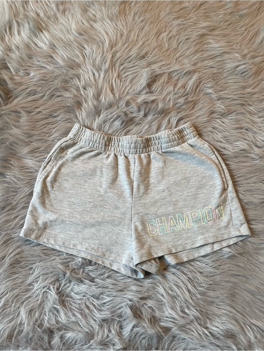 🪶Champion Light Gray Girl’s Champion Shorts